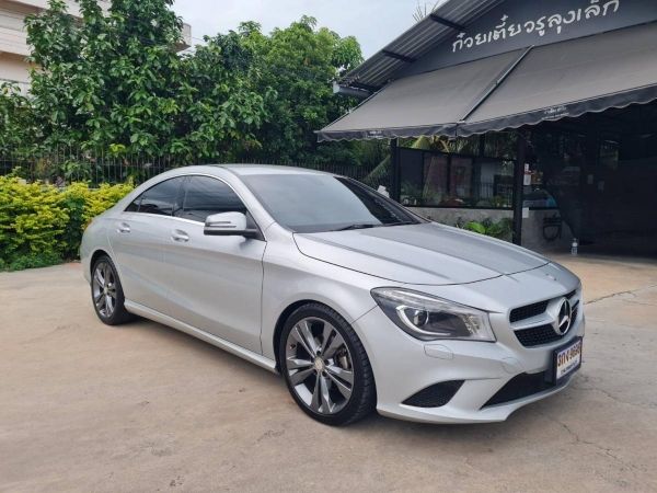 Mercedes-Benz CLA180 1.6 W117 Urban Coupe ปี 2014 รูปที่ 2